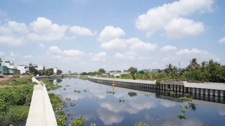 CC1 được vinh danh dẫn đầu “Top 10 Nhà thầu Xây dựng Hạ tầng - Công nghiệp uy tín năm 2025- Ảnh 3. CC1 được vinh danh dẫn đầu “Top 10 Nhà thầu Xây dựng Hạ tầng - Công nghiệp uy tín năm 2025- Ảnh 3.