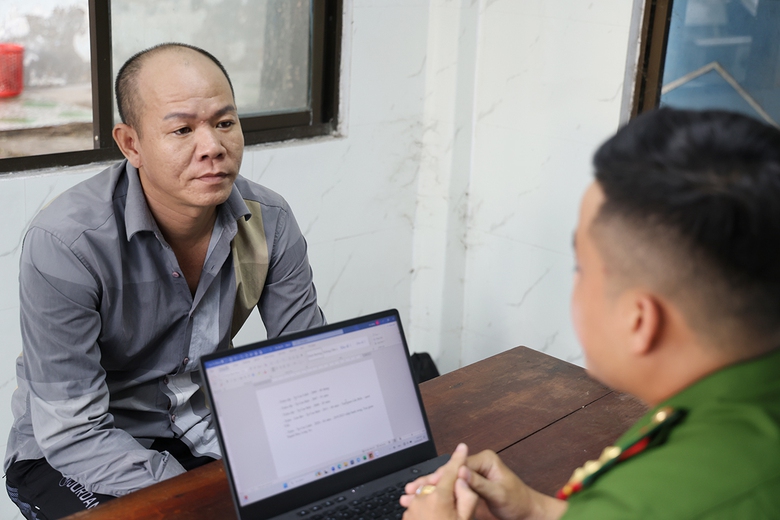 Bắt nhanh 2 đối tượng li&ecirc;n quan vụ trộm 80 điện thoại di động ở An Giang- Ảnh 2.