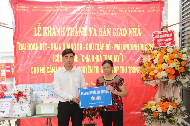 Đo&agrave;n Thanh ni&ecirc;n B&aacute;o X&acirc;y dựng đồng h&agrave;nh x&acirc;y nh&agrave; Đại đo&agrave;n kết ở Hải Ph&ograve;ng- Ảnh 1.