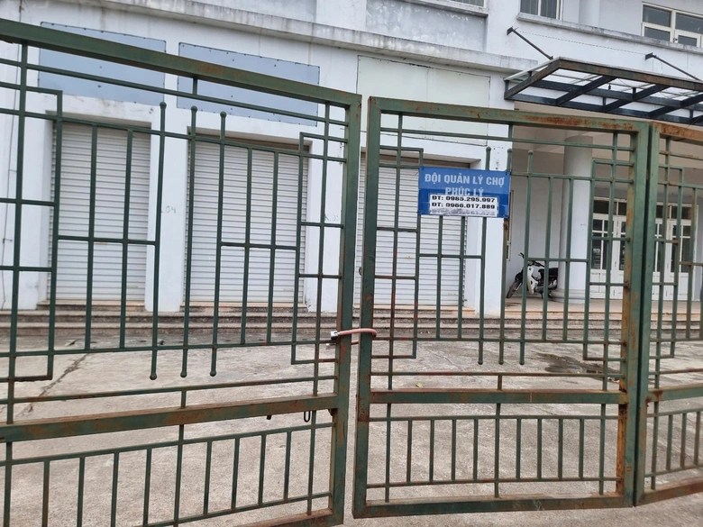 Chợ dân sinh ở Hà Nội bỏ hoang gây lãng phí- Ảnh 1. Chợ dân sinh ở Hà Nội bỏ hoang gây lãng phí- Ảnh 1.