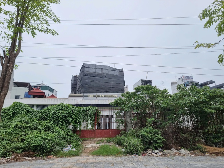 Chợ d&acirc;n sinh ở H&agrave; Nội bỏ hoang g&acirc;y l&atilde;ng ph&iacute;- Ảnh 2.