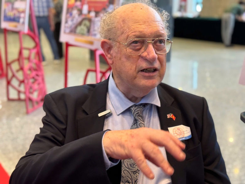 Sự chuyển m&igrave;nh "đ&aacute;ng kinh ngạc" của Việt Nam dưới g&oacute;c nh&igrave;n từ người bạn Mỹ- Ảnh 1.