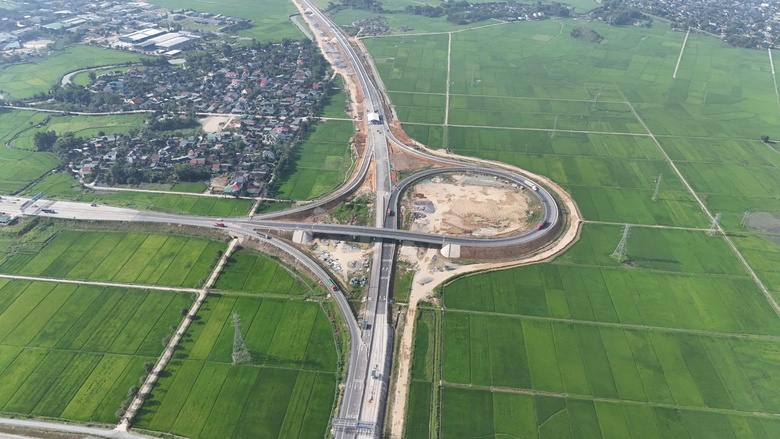 Th&ocirc;ng xe cao tốc qua H&agrave; Tĩnh từ 18h tối nay- Ảnh 3.