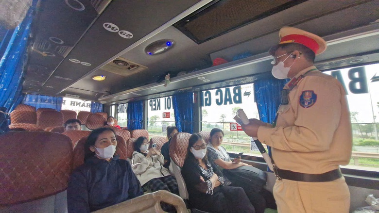 Bắc Giang: Chủ động phương án, bảo đảm ATGT dịp lễ 30/4 và 1/5- Ảnh 3. Bắc Giang: Chủ động phương án, bảo đảm ATGT dịp lễ 30/4 và 1/5- Ảnh 3.