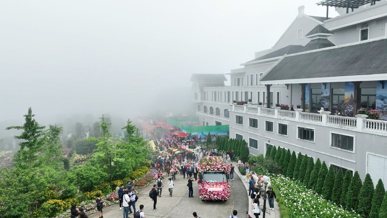 Kh&aacute;ch sạn, homestay c&aacute;c khu du lịch tại Y&ecirc;n B&aacute;i, L&agrave;o Cai "ch&aacute;y ph&ograve;ng" dịp lễ 30/4- Ảnh 5.