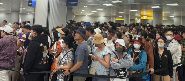 Miễn phí vé đi metro Bến Thành - Suối Tiên trong hai ngày 30/4 và 1/5- Ảnh 1. Miễn phí vé đi metro Bến Thành - Suối Tiên trong hai ngày 30/4 và 1/5- Ảnh 1.