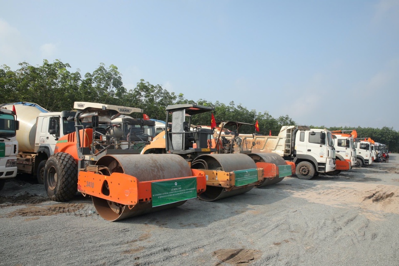 B&igrave;nh Phước: Khởi c&ocirc;ng dự &aacute;n th&agrave;nh phần 1 cao tốc Gia Nghĩa - Chơn Th&agrave;nh- Ảnh 2.