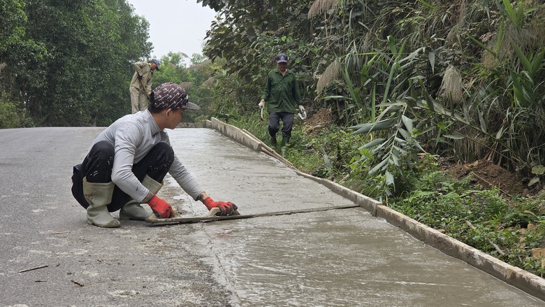 Xuyên lễ thi công tuyến đường 546 tỷ đồng nối cao tốc Nội Bài - Lào Cai- Ảnh 14. Xuyên lễ thi công tuyến đường 546 tỷ đồng nối cao tốc Nội Bài - Lào Cai- Ảnh 14.