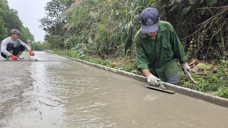 Xuyên lễ thi công tuyến đường 546 tỷ đồng nối cao tốc Nội Bài - Lào Cai- Ảnh 16. Xuyên lễ thi công tuyến đường 546 tỷ đồng nối cao tốc Nội Bài - Lào Cai- Ảnh 16.