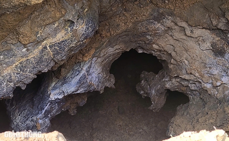 Xuất hiện nhiều điểm lún, hố "tử thần" ở Bắc Kạn- Ảnh 14. Xuất hiện nhiều điểm lún, hố "tử thần" ở Bắc Kạn- Ảnh 14.