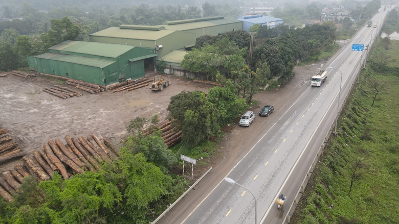 H&agrave;nh lang tuyến tr&aacute;nh Vinh bị trạm trộn, nh&agrave; xưởng "gặm nhấm" bởi điểm đấu nối kh&ocirc;ng ph&eacute;p- Ảnh 13.
