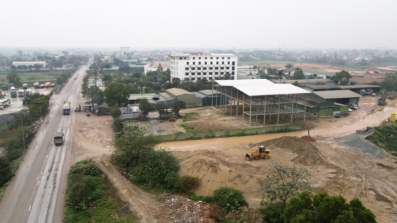 H&agrave;nh lang tuyến tr&aacute;nh Vinh bị trạm trộn, nh&agrave; xưởng "gặm nhấm" bởi điểm đấu nối kh&ocirc;ng ph&eacute;p- Ảnh 8.