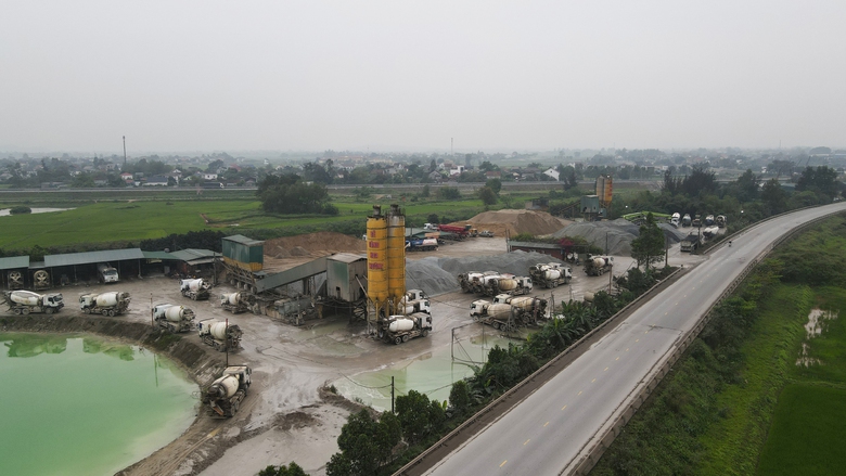 H&agrave;nh lang tuyến tr&aacute;nh Vinh bị trạm trộn, nh&agrave; xưởng "gặm nhấm" bởi điểm đấu nối kh&ocirc;ng ph&eacute;p- Ảnh 5.