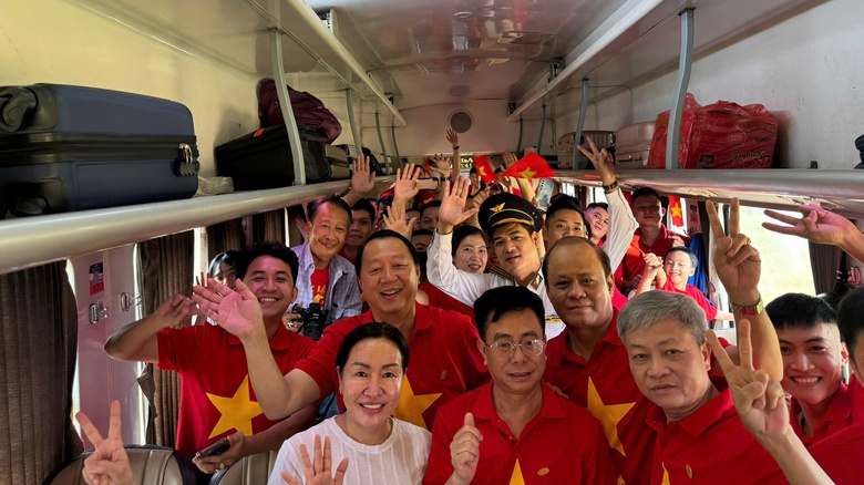 Đo&agrave;n t&agrave;u Thống Nhất hội ngộ tại ga Đ&agrave; Nẵng, t&aacute;i hiện kh&iacute; thế lịch sử- Ảnh 8.