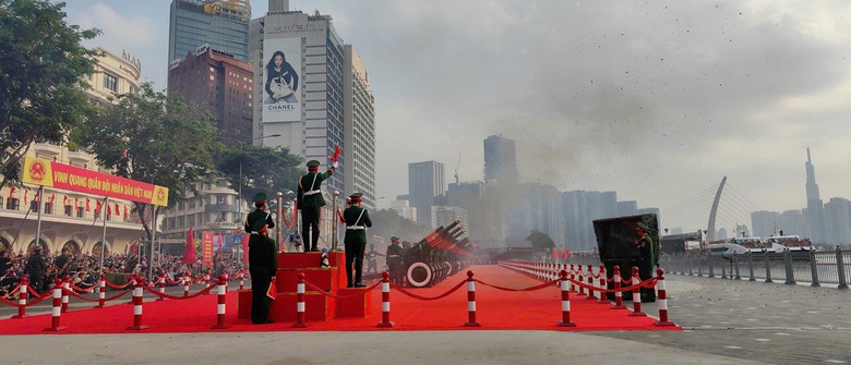 Những h&igrave;nh ảnh ấn tượng tại Lễ kỷ niệm 50 năm Giải ph&oacute;ng miền Nam, thống nhất đất nước- Ảnh 3.