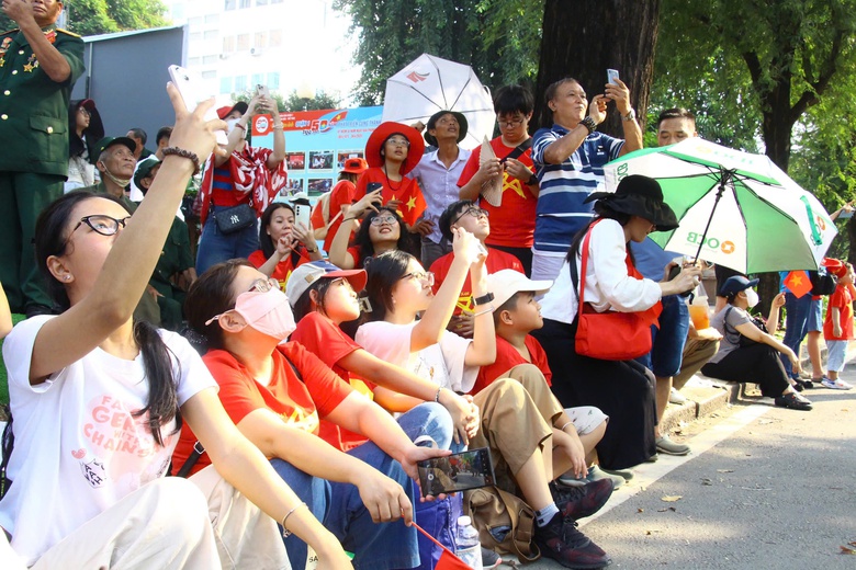 Những h&igrave;nh ảnh ấn tượng tại Lễ kỷ niệm 50 năm Giải ph&oacute;ng miền Nam, thống nhất đất nước- Ảnh 5.