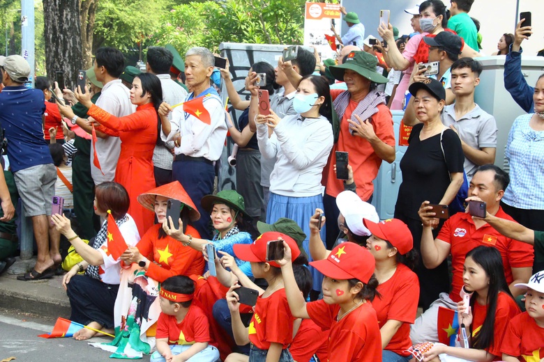 Những h&igrave;nh ảnh ấn tượng tại Lễ kỷ niệm 50 năm Giải ph&oacute;ng miền Nam, thống nhất đất nước- Ảnh 7.