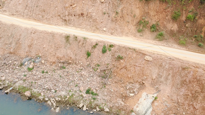 Xuyên lễ thi công tuyến đường 546 tỷ đồng nối cao tốc Nội Bài - Lào Cai- Ảnh 4. Xuyên lễ thi công tuyến đường 546 tỷ đồng nối cao tốc Nội Bài - Lào Cai- Ảnh 4.