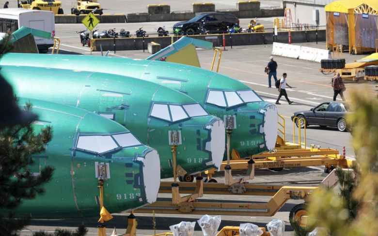 Trung Quốc lần đầu l&ecirc;n tiếng sau nghi vấn trả một loạt m&aacute;y bay Boeing