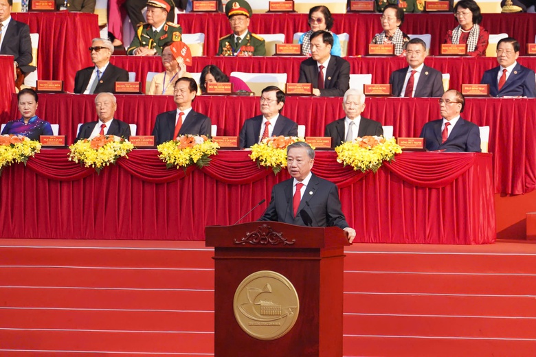 Tổng B&iacute; thư T&ocirc; L&acirc;m: Tr&iacute; tuệ, sức mạnh Việt Nam đ&atilde; l&agrave;m n&ecirc;n Đại thắng m&ugrave;a Xu&acirc;n năm 1975- Ảnh 1.