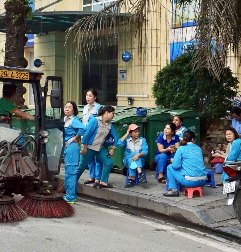 Kỳ nghỉ qua g&oacute;c nh&igrave;n của những người kh&ocirc;ng nghỉ- Ảnh 1.