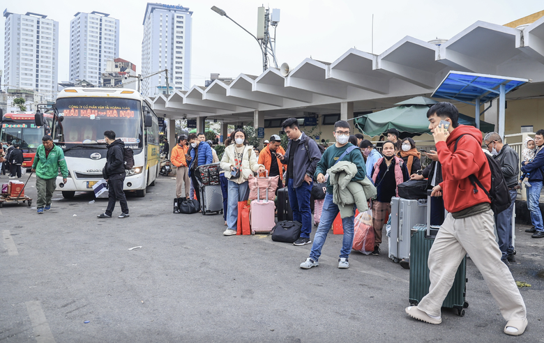 Bộ X&acirc;y dựng chỉ đạo "n&oacute;ng" về đảm bảo giao th&ocirc;ng dịp lễ Giỗ Tổ H&ugrave;ng Vương v&agrave; 30/4, 1/5- Ảnh 1.