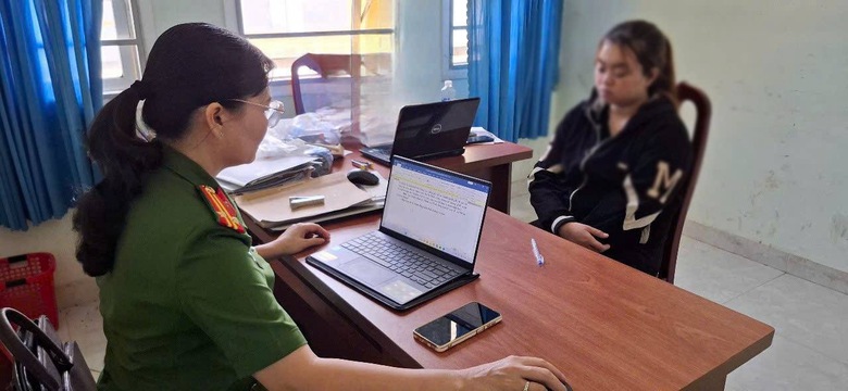 Tạm giữ h&igrave;nh sự người phụ nữ h&agrave;nh hạ trẻ ở Tiền Giang- Ảnh 1.