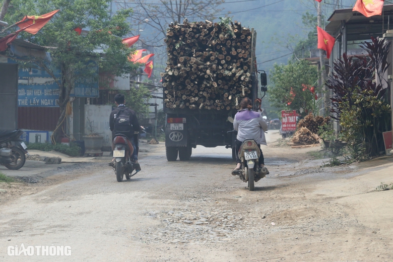 Bắc Kạn: Đường tỉnh xuống cấp, sửa chữa chắp vá vì thiếu kinh phí- Ảnh 11. Bắc Kạn: Đường tỉnh xuống cấp, sửa chữa chắp vá vì thiếu kinh phí- Ảnh 11.