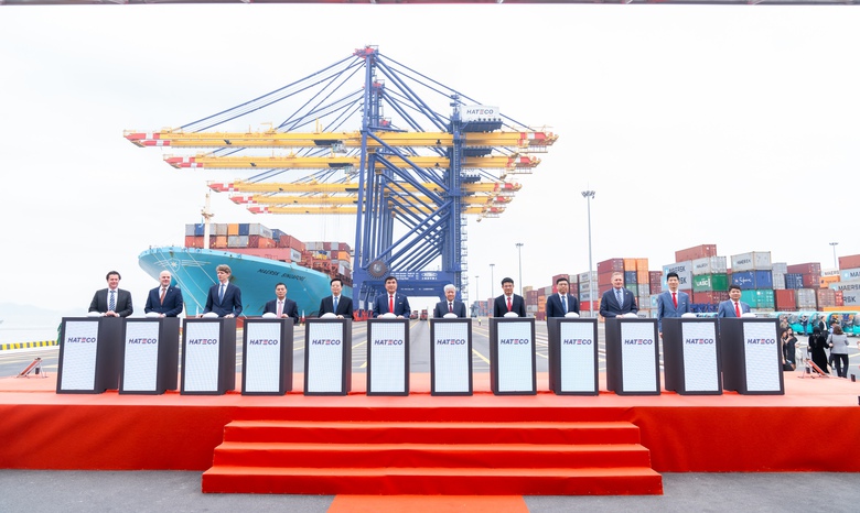 Ch&iacute;nh thức khai th&aacute;c bến cảng c&ocirc;ng suất 2,2 triệu Teu tại Lạch Huyện- Ảnh 1.