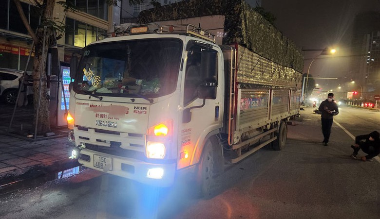 Chiếc &ocirc; t&ocirc; tải tại hiện trường vụ tai nạn.