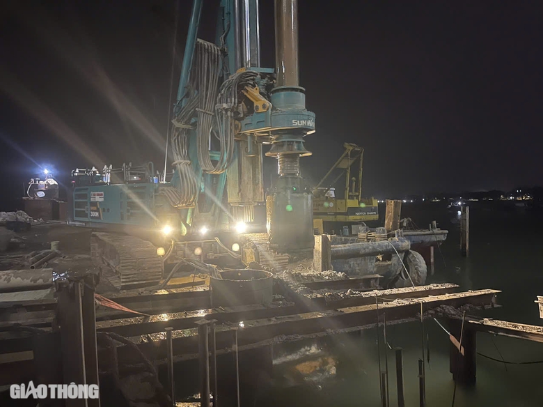 Thi c&ocirc;ng xuy&ecirc;n lễ tr&ecirc;n c&aacute;c dự &aacute;n chia tải cho quốc lộ 1A qua Quảng B&igrave;nh- Ảnh 4.