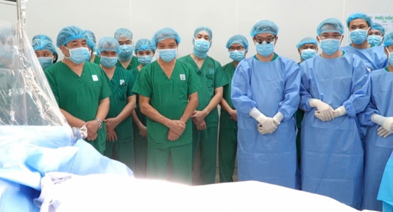 7 bệnh nhân được nhận tạng hiến từ người đàn ông đột quỵ- Ảnh 1. 7 bệnh nhân được nhận tạng hiến từ người đàn ông đột quỵ- Ảnh 1.