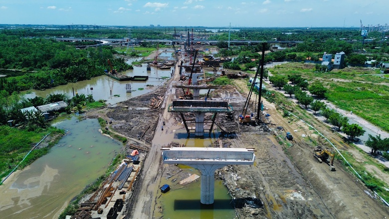 Gấp rút thi công đảm bảo thông xe 14,7km Vành đai 3 TP.HCM cuối năm 2025- Ảnh 1. Gấp rút thi công đảm bảo thông xe 14,7km Vành đai 3 TP.HCM cuối năm 2025- Ảnh 1.