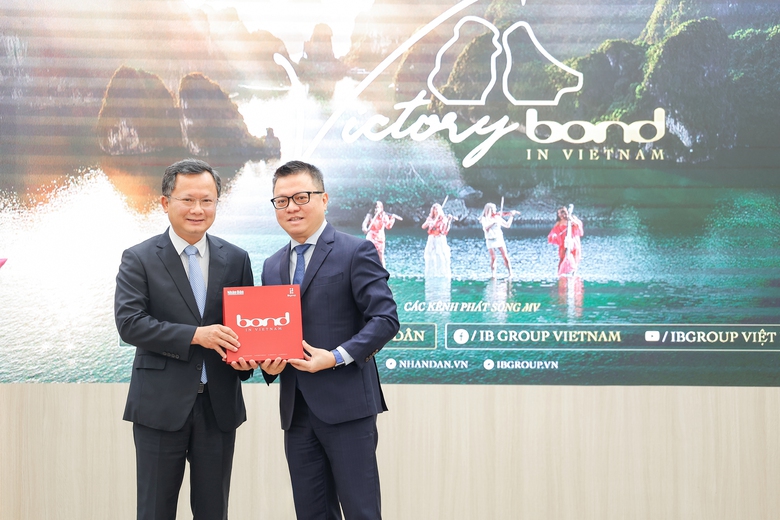 Hậu trường bí ẩn của MV "Victory - Bond in Vietnam" được quay giữa Đảo Mắt Rồng hoang sơ- Ảnh 1. Hậu trường bí ẩn của MV "Victory - Bond in Vietnam" được quay giữa Đảo Mắt Rồng hoang sơ- Ảnh 1.