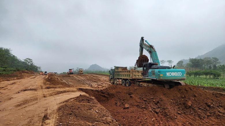 Cao tốc Hòa Bình - Mộc Châu hiện thi công ra sao?- Ảnh 18. Cao tốc Hòa Bình - Mộc Châu hiện thi công ra sao?- Ảnh 18.
