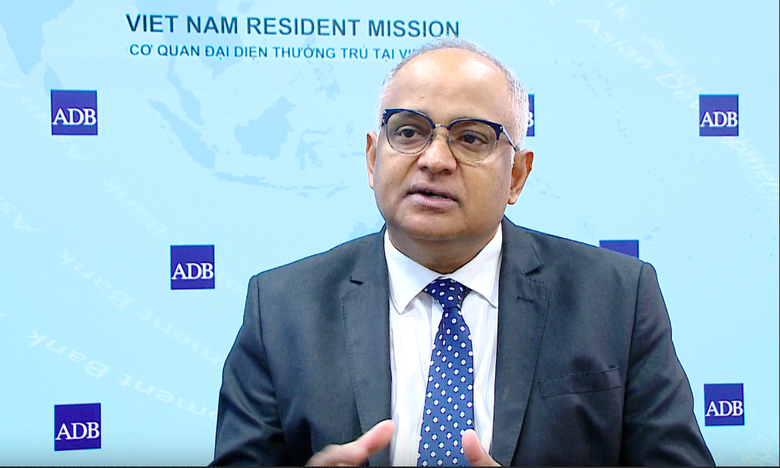 Ng&acirc;n h&agrave;ng Ph&aacute;t triển ch&acirc;u &Aacute;: Kinh tế Việt Nam tăng tốc bất chấp th&aacute;ch thức to&agrave;n cầu- Ảnh 1.