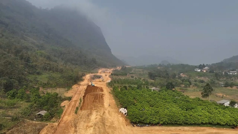 Cao tốc Hòa Bình - Mộc Châu hiện thi công ra sao?- Ảnh 27. Cao tốc Hòa Bình - Mộc Châu hiện thi công ra sao?- Ảnh 27.