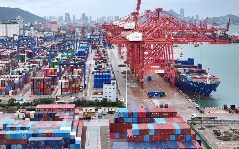 Nh&agrave; Trắng tuy&ecirc;n bố &aacute;p thuế l&ecirc;n tới 104% với Trung Quốc