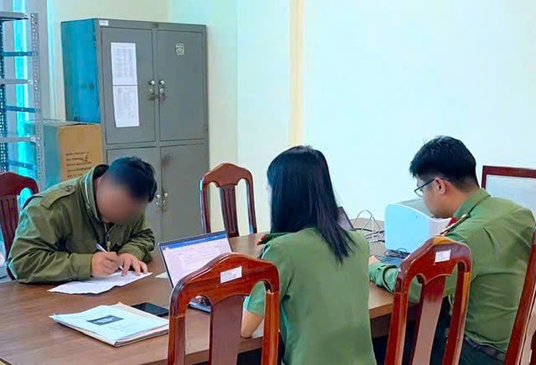 Phao tin s&aacute;p nhập đơn vị h&agrave;nh ch&iacute;nh ở L&acirc;m Đồng, nhiều người bị xử phạt- Ảnh 1.