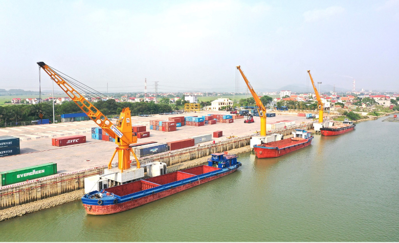 Vận tải ven biển tăng trưởng bứt ph&aacute; tới gần 40%/năm- Ảnh 2.
