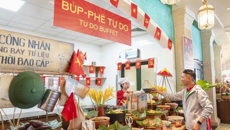 C&aacute;c điểm du lịch ở Đ&agrave; Nẵng chật k&iacute;n du kh&aacute;ch trong 2 ng&agrave;y nghỉ lễ- Ảnh 7.