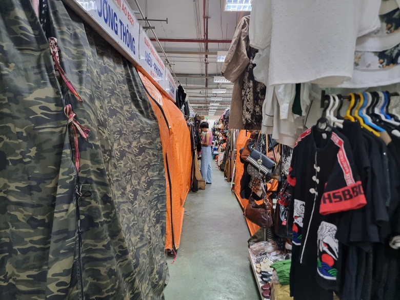 Hà Nội: Giải pháp nào giúp chợ truyền thống hết ế khách?- Ảnh 5. Hà Nội: Giải pháp nào giúp chợ truyền thống hết ế khách?- Ảnh 5.