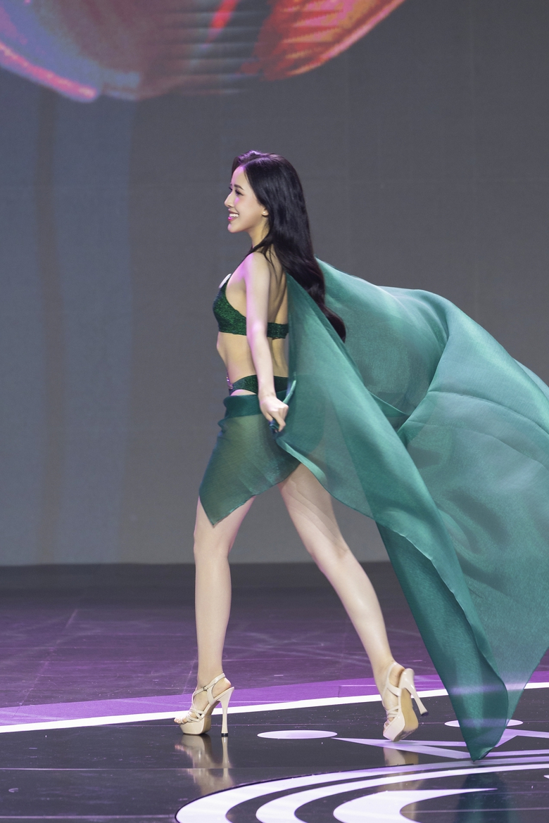 Top 25 th&iacute; sinh xuất sắc lọt Chung kết to&agrave;n quốc Hoa hậu Việt Nam 2024- Ảnh 5.