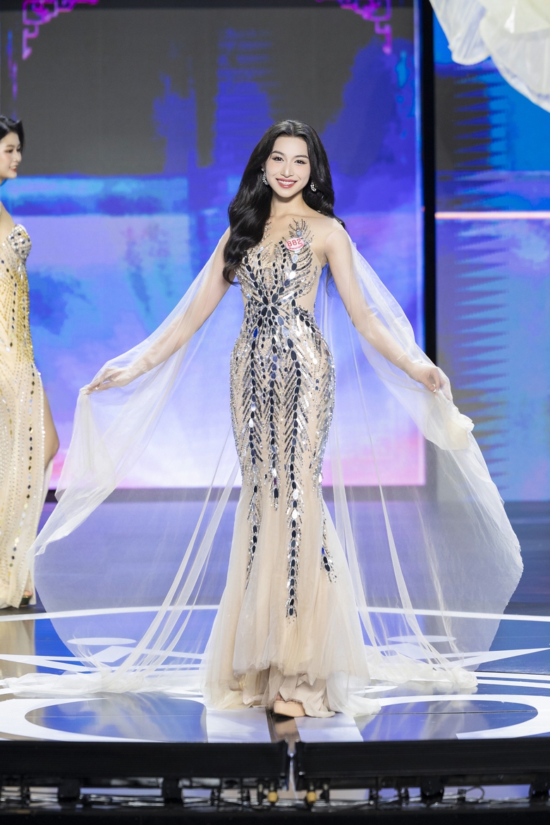 Top 25 th&iacute; sinh xuất sắc lọt Chung kết to&agrave;n quốc Hoa hậu Việt Nam 2024- Ảnh 11.