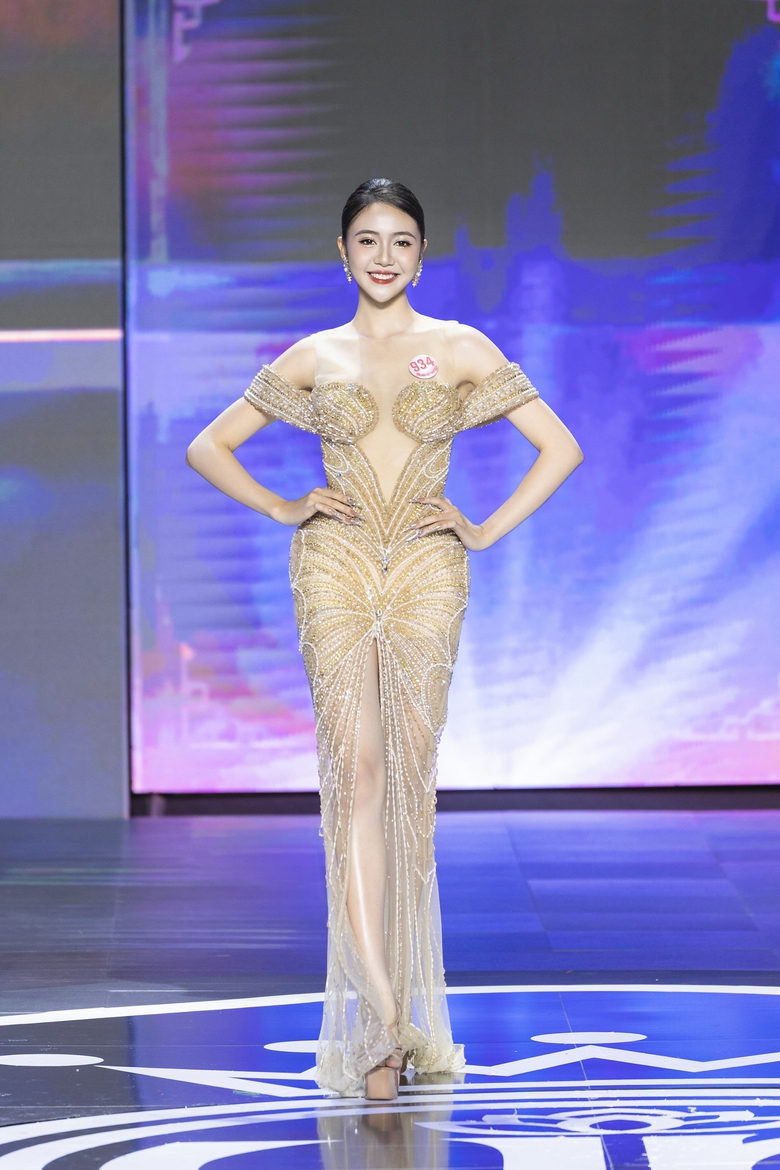 Top 25 th&iacute; sinh xuất sắc lọt Chung kết to&agrave;n quốc Hoa hậu Việt Nam 2024- Ảnh 9.