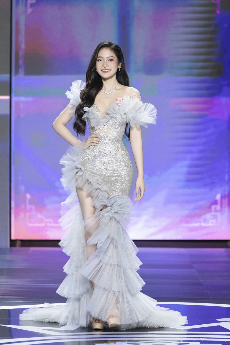 Top 25 th&iacute; sinh xuất sắc lọt Chung kết to&agrave;n quốc Hoa hậu Việt Nam 2024- Ảnh 7.