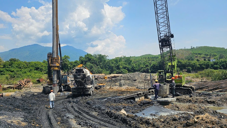 Xây dựng 3 cầu mới thay thế loạt “cầu già yếu” ở huyện miền núi Khánh Hòa- Ảnh 7. Xây dựng 3 cầu mới thay thế loạt “cầu già yếu” ở huyện miền núi Khánh Hòa- Ảnh 7.