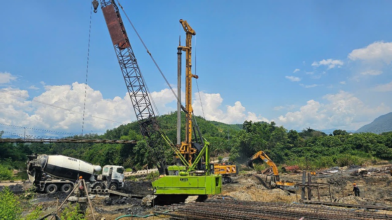 Xây dựng 3 cầu mới thay thế loạt “cầu già yếu” ở huyện miền núi Khánh Hòa- Ảnh 1. Xây dựng 3 cầu mới thay thế loạt “cầu già yếu” ở huyện miền núi Khánh Hòa- Ảnh 1.
