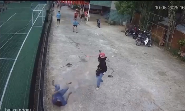 Bắt đối tượng đội t&oacute;c giả ch&iacute;ch điện hai người d&acirc;n ở Ph&uacute; Quốc- Ảnh 3.