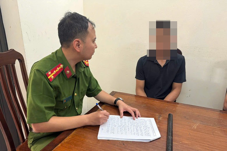 Đối tượng d&ugrave;ng d&ugrave;i cui tấn c&ocirc;ng người phụ nữ ở H&agrave; Nội khai g&igrave;?- Ảnh 1.